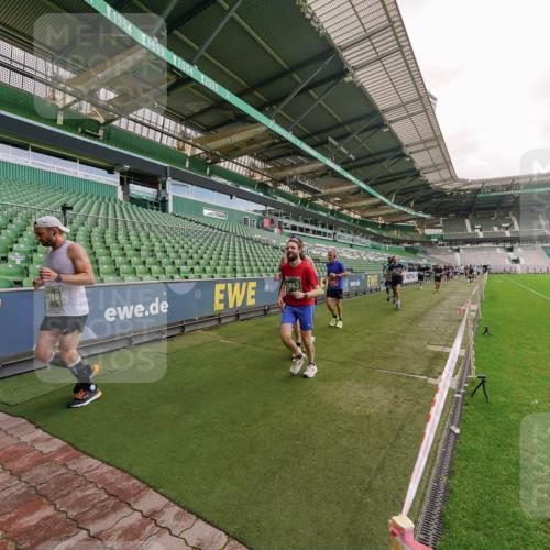 13.09.2026 - 21. swb-Marathon Bremen Michael Burmester http://msf.ph/oto/10307553 13.09.2026 13:02:03 Laufen im Stadion 150, 242, 282, 318, 440, 531, 687, 722, 930, 936, 946, 1006, 1067, 1163, 1250, 1436, 1448, 1582, 1896, 2033, 2047, 2062, 2276, 2292, 2345, 2364, 2370, 2378, 2409, 2421, 2485, 2490, 2491, 2560, 2561, 2627, 2638, 2658, 2666, 2668, 2708, 2779, 2781, 2967, 2987, 3013, 3044, 3114, 3163, 3164, 3173, 3187, 3248, 3258, 3294, 3334, 3372, 3374, 3375, 3385, 3392, 3496, 3524, 3526, 3527, 3576, 3585, 3603, 3642, 3667, 3721, 3806, 3852, 3893, 4000, 4506, 4558 meine-sportfotos.de