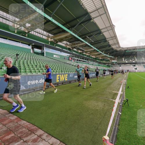 13.09.2026 - 21. swb-Marathon Bremen Michael Burmester http://msf.ph/oto/10307564 13.09.2026 13:02:05 Laufen im Stadion 150, 242, 282, 318, 440, 531, 687, 722, 930, 936, 946, 1006, 1067, 1163, 1250, 1436, 1448, 1582, 1896, 2033, 2047, 2062, 2276, 2292, 2345, 2364, 2370, 2378, 2409, 2421, 2485, 2490, 2491, 2560, 2561, 2627, 2638, 2658, 2666, 2668, 2779, 2781, 2967, 2987, 3013, 3044, 3114, 3163, 3164, 3187, 3248, 3258, 3294, 3334, 3372, 3374, 3375, 3385, 3392, 3496, 3524, 3526, 3527, 3576, 3585, 3603, 3642, 3667, 3721, 3806, 3852, 3893, 3983, 4000, 4133, 4506, 4558 meine-sportfotos.de