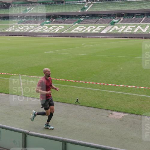 13.09.2026 - 21. swb-Marathon Bremen Michael Burmester http://msf.ph/oto/10307566 13.09.2026 12:37:17 Laufen im Stadion 365, 466, 658, 850, 895, 1090, 1288, 1385, 1485, 1583, 1604, 1754, 1993, 2073, 2585, 2670, 3617, 7244, 7768, 8075, 8081, 8729, 13033, 250, 272, 299, 525, 919, 1089, 1212, 1606, 2072, 5428, 7741 meine-sportfotos.de