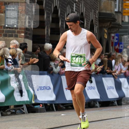 13.09.2026 - 21. swb-Marathon Bremen Strokosch-Dieckow http://msf.ph/oto/10307598 13.09.2026 13:01:11 Ziel 371, 6359, 8749, 9849, 1411, 3019, 4328, 5996 meine-sportfotos.de