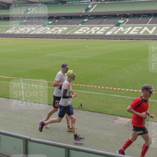 13.09.2026 - 21. swb-Marathon Bremen Michael Burmester http://msf.ph/oto/10307608 13.09.2026 12:37:21 Laufen im Stadion 365, 466, 658, 850, 895, 1090, 1118, 1288, 1385, 1485, 1583, 1604, 1754, 1993, 2073, 2585, 2670, 3617, 7244, 7768, 8075, 8081, 8729, 9522, 13033, 250, 272, 299, 525, 919, 1089, 1212, 2072, 5428, 7741 meine-sportfotos.de