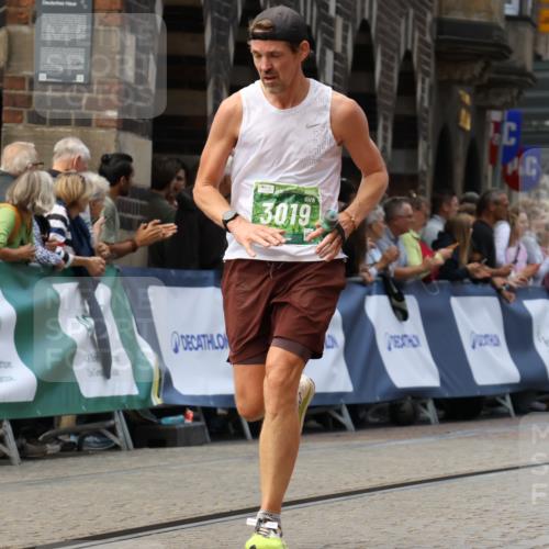 13.09.2026 - 21. swb-Marathon Bremen Strokosch-Dieckow http://msf.ph/oto/10307635 13.09.2026 13:01:12 Ziel 371, 6359, 8749, 9849, 1411, 4328, 5996 meine-sportfotos.de