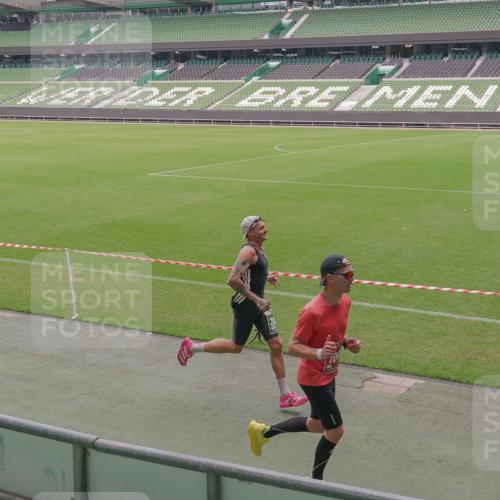 13.09.2026 - 21. swb-Marathon Bremen Michael Burmester http://msf.ph/oto/10307674 13.09.2026 12:37:30 Laufen im Stadion 346, 365, 466, 658, 850, 895, 1090, 1118, 1288, 1385, 1485, 1583, 1604, 1754, 2073, 2141, 2585, 2670, 3617, 7244, 7650, 7768, 8075, 8077, 8081, 8729, 9522, 9617, 250, 272, 299, 525, 919, 1089, 1212, 2072, 5428, 7741 meine-sportfotos.de
