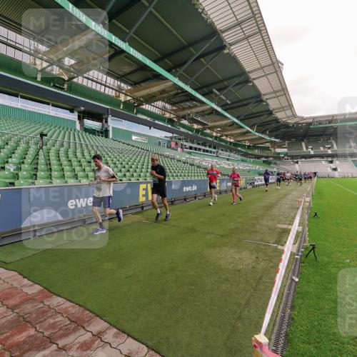 13.09.2026 - 21. swb-Marathon Bremen Michael Burmester http://msf.ph/oto/10307694 13.09.2026 13:02:27 Laufen im Stadion 150, 282, 318, 440, 531, 722, 930, 936, 946, 1006, 1014, 1067, 1163, 1250, 1436, 1448, 1460, 1582, 1611, 1896, 2033, 2047, 2062, 2276, 2292, 2345, 2364, 2370, 2378, 2421, 2491, 2513, 2561, 2627, 2638, 2666, 2668, 2779, 2900, 2987, 3013, 3044, 3114, 3135, 3163, 3164, 3187, 3248, 3258, 3294, 3334, 3372, 3374, 3375, 3392, 3460, 3496, 3526, 3527, 3576, 3585, 3603, 3667, 3721, 3806, 3852, 3893, 3938, 3970, 3983, 4000, 4077, 4133, 4506, 4558 meine-sportfotos.de