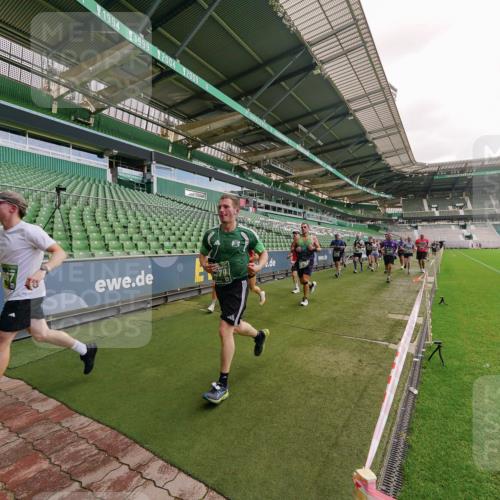 13.09.2026 - 21. swb-Marathon Bremen Michael Burmester http://msf.ph/oto/10307744 13.09.2026 13:02:37 Laufen im Stadion 150, 282, 531, 722, 762, 930, 936, 940, 946, 1006, 1014, 1067, 1163, 1250, 1436, 1448, 1460, 1582, 1611, 1896, 2033, 2047, 2062, 2276, 2292, 2345, 2364, 2378, 2421, 2491, 2513, 2638, 2666, 2668, 2779, 2900, 2987, 3013, 3044, 3114, 3135, 3163, 3164, 3187, 3248, 3258, 3294, 3334, 3360, 3372, 3374, 3375, 3392, 3460, 3496, 3526, 3527, 3576, 3585, 3603, 3667, 3721, 3806, 3846, 3852, 3893, 3938, 3970, 3983, 4000, 4077, 4133, 4506, 4558 meine-sportfotos.de