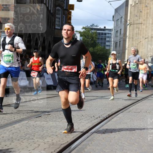 13.09.2026 - 21. swb-Marathon Bremen Strokosch-Dieckow http://msf.ph/oto/10307751 13.09.2026 13:30:22 Ziel 109, 454, 1173, 1205, 1308, 1611, 1653, 1759, 1780, 1848, 2126, 3190, 3908, 4524, 5039, 5198, 5348, 5615, 5631, 6225, 6720, 6942, 6992, 6994, 7093, 7184, 7609, 7932, 8110, 8115, 8267, 8441, 8470, 8899, 9104, 9125, 625, 1067, 3163, 3164, 3425, 4058, 4206, 4332, 4342, 4415, 4425, 4748, 4757, 5506, 5551, 6134, 6347, 6988, 7253, 7567, 7645, 7821, 8116, 8117, 8169, 8314, 8762, 8878, 8966, 9011, 9108, 9695, 9825 meine-sportfotos.de