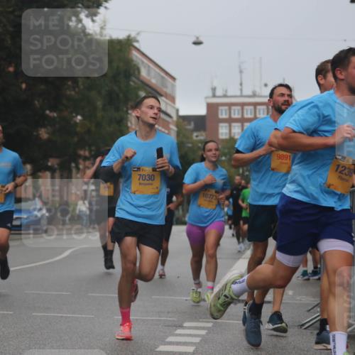 13.09.2026 - Kiel Lauf Markus Tischler http://msf.ph/oto/10307765 13.09.2026 10:31:36 Fleethörn 5197, 98, 7030, 10773, 9891, 1239 meine-sportfotos.de