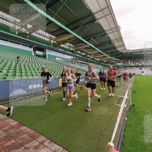 13.09.2026 - 21. swb-Marathon Bremen Michael Burmester http://msf.ph/oto/10307779 13.09.2026 13:02:41 Laufen im Stadion 150, 282, 531, 596, 722, 762, 930, 936, 940, 946, 1006, 1014, 1067, 1163, 1250, 1436, 1448, 1458, 1460, 1582, 1611, 1896, 2033, 2047, 2062, 2276, 2292, 2345, 2364, 2378, 2421, 2513, 2625, 2638, 2666, 2668, 2779, 2900, 2934, 2987, 3013, 3044, 3114, 3135, 3163, 3164, 3187, 3248, 3258, 3294, 3334, 3360, 3372, 3374, 3392, 3460, 3496, 3510, 3526, 3527, 3576, 3585, 3597, 3603, 3667, 3721, 3806, 3846, 3852, 3859, 3893, 3938, 3970, 3983, 4000, 4077, 4133, 4506, 4558 meine-sportfotos.de