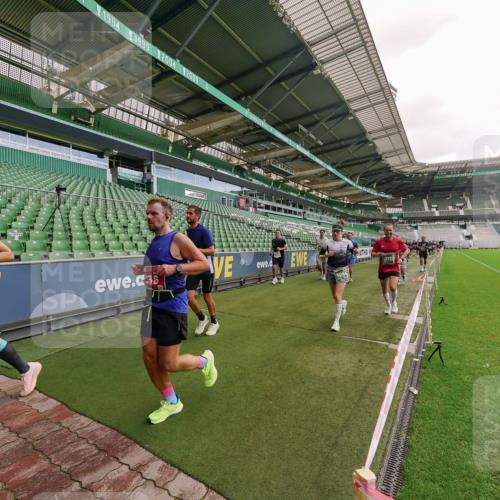 13.09.2026 - 21. swb-Marathon Bremen Michael Burmester http://msf.ph/oto/10307808 13.09.2026 13:02:43 Laufen im Stadion 150, 282, 531, 596, 722, 762, 930, 936, 940, 946, 1006, 1014, 1067, 1163, 1250, 1436, 1448, 1458, 1460, 1582, 1611, 1896, 2033, 2047, 2062, 2276, 2292, 2345, 2364, 2378, 2421, 2434, 2513, 2625, 2638, 2666, 2668, 2779, 2900, 2934, 2987, 3013, 3044, 3114, 3135, 3163, 3164, 3187, 3248, 3258, 3294, 3334, 3360, 3372, 3374, 3392, 3460, 3496, 3510, 3527, 3576, 3585, 3597, 3603, 3667, 3721, 3806, 3846, 3852, 3859, 3893, 3938, 3970, 3983, 4000, 4077, 4133, 4506, 4558 meine-sportfotos.de
