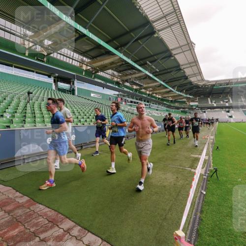 13.09.2026 - 21. swb-Marathon Bremen Michael Burmester http://msf.ph/oto/10307845 13.09.2026 13:02:46 Laufen im Stadion 150, 282, 488, 531, 596, 722, 762, 930, 936, 940, 946, 1006, 1014, 1067, 1163, 1250, 1436, 1458, 1460, 1611, 1771, 1896, 2033, 2047, 2062, 2276, 2292, 2345, 2364, 2378, 2421, 2434, 2513, 2625, 2638, 2666, 2668, 2779, 2900, 2934, 2977, 2987, 3013, 3044, 3114, 3135, 3163, 3164, 3187, 3248, 3258, 3294, 3334, 3360, 3374, 3392, 3402, 3460, 3496, 3510, 3527, 3576, 3585, 3597, 3603, 3667, 3721, 3806, 3846, 3852, 3859, 3893, 3938, 3970, 3983, 4000, 4077, 4133, 4506, 4558 meine-sportfotos.de