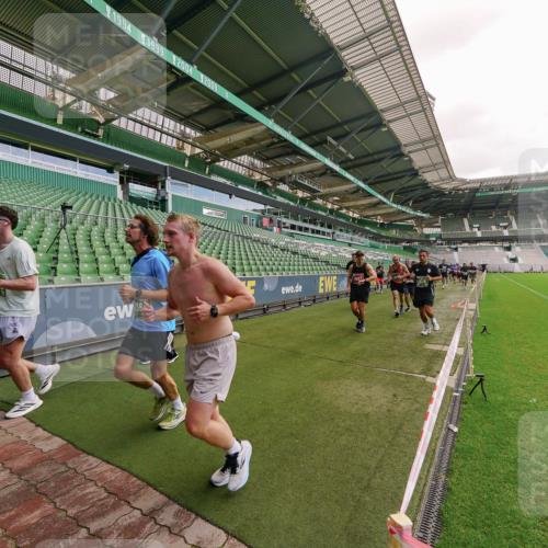 13.09.2026 - 21. swb-Marathon Bremen Michael Burmester http://msf.ph/oto/10307854 13.09.2026 13:02:47 Laufen im Stadion 150, 282, 488, 531, 596, 722, 762, 930, 936, 940, 946, 1006, 1014, 1067, 1163, 1250, 1436, 1458, 1460, 1611, 1771, 1896, 2033, 2047, 2062, 2276, 2292, 2345, 2364, 2378, 2421, 2434, 2513, 2625, 2638, 2666, 2668, 2779, 2900, 2934, 2977, 2987, 3013, 3044, 3114, 3135, 3163, 3164, 3187, 3248, 3258, 3294, 3334, 3360, 3374, 3392, 3402, 3460, 3496, 3510, 3527, 3576, 3585, 3597, 3603, 3618, 3667, 3721, 3806, 3846, 3852, 3859, 3893, 3938, 3970, 3983, 4000, 4077, 4133, 4506, 4558 meine-sportfotos.de