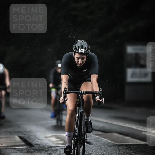13.09.2026 - Stadtparktriathlon H.Heesch http://msf.ph/oto/10307866 13.09.2026 11:40:44 Radfahren 738, 744, 750, 802 meine-sportfotos.de