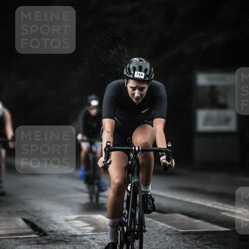 13.09.2026 - Stadtparktriathlon H.Heesch http://msf.ph/oto/10307874 13.09.2026 11:40:44 Radfahren 738, 744, 750, 802 meine-sportfotos.de