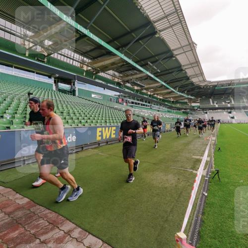 13.09.2026 - 21. swb-Marathon Bremen Michael Burmester http://msf.ph/oto/10307876 13.09.2026 13:02:50 Laufen im Stadion 150, 488, 531, 596, 722, 762, 930, 936, 940, 946, 1006, 1014, 1067, 1163, 1250, 1436, 1458, 1460, 1611, 1771, 1896, 2033, 2047, 2062, 2276, 2292, 2345, 2364, 2378, 2421, 2434, 2513, 2625, 2638, 2666, 2668, 2779, 2900, 2934, 2977, 2987, 3013, 3044, 3114, 3135, 3163, 3164, 3187, 3248, 3258, 3294, 3334, 3360, 3392, 3402, 3460, 3496, 3510, 3527, 3576, 3585, 3597, 3603, 3618, 3667, 3721, 3806, 3846, 3852, 3859, 3893, 3938, 3970, 3983, 4000, 4077, 4133, 4506, 4558 meine-sportfotos.de