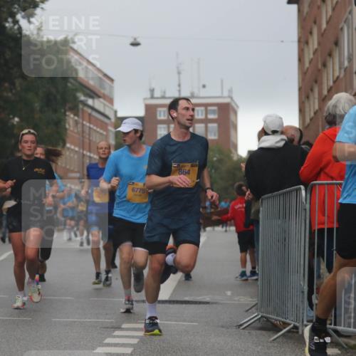 13.09.2026 - Kiel Lauf Markus Tischler http://msf.ph/oto/10307909 13.09.2026 10:31:46 Fleethörn 6775, 864, 4, 39, 5961 meine-sportfotos.de