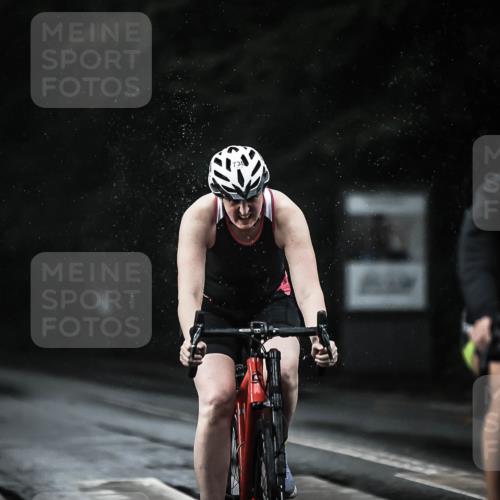 13.09.2026 - Stadtparktriathlon H.Heesch http://msf.ph/oto/10307929 13.09.2026 11:40:46 Radfahren 738, 744, 750, 802 meine-sportfotos.de