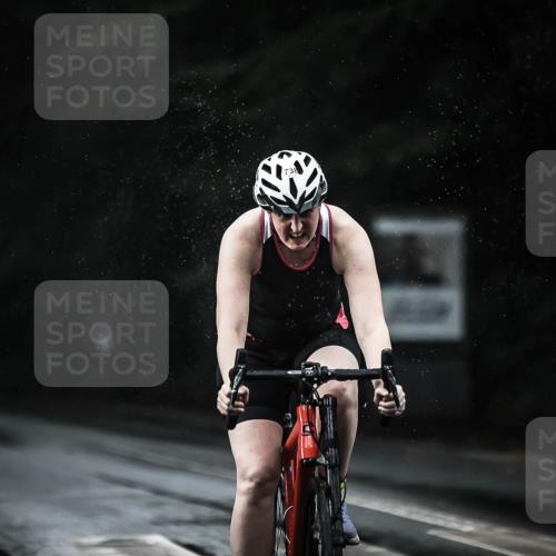 13.09.2026 - Stadtparktriathlon H.Heesch http://msf.ph/oto/10307936 13.09.2026 11:40:46 Radfahren 738, 744, 750, 802 meine-sportfotos.de