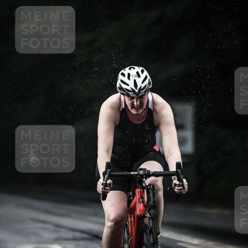 13.09.2026 - Stadtparktriathlon H.Heesch http://msf.ph/oto/10307939 13.09.2026 11:40:47 Radfahren 738, 744, 750, 802 meine-sportfotos.de