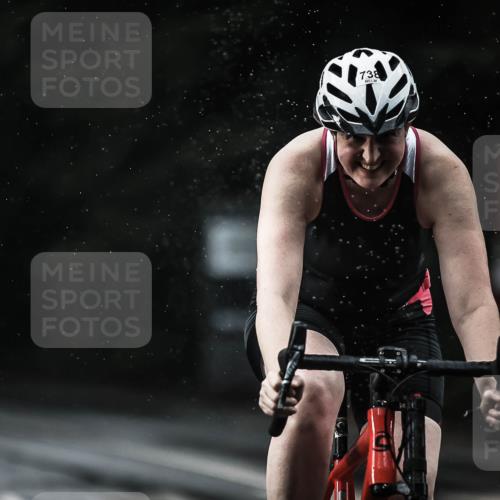 13.09.2026 - Stadtparktriathlon H.Heesch http://msf.ph/oto/10307955 13.09.2026 11:40:47 Radfahren 738, 744, 750, 802 meine-sportfotos.de