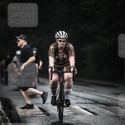 13.09.2026 - Stadtparktriathlon H.Heesch http://msf.ph/oto/10307974 13.09.2026 11:40:55 Radfahren 594, 755, 765, 766 meine-sportfotos.de