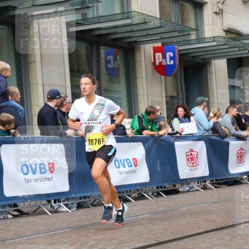 13.09.2026 - 21. swb-Marathon Bremen Strokosch-Dieckow http://msf.ph/oto/10307996 13.09.2026 10:54:26 Ziel 10410, 10589, 10608, 10704, 10901, 11039, 11040, 11174, 11389, 11569, 11874, 11889, 12038, 12313, 12519, 12800, 13526, 13592, 10067, 10146, 10359, 10410, 10503, 10577, 10631, 10749, 10765, 10837, 10884, 10996, 11039, 11099, 11118, 11290, 11329, 11361, 11476, 11593, 11765, 11843, 11989, 11998, 12265, 12328, 12467 meine-sportfotos.de