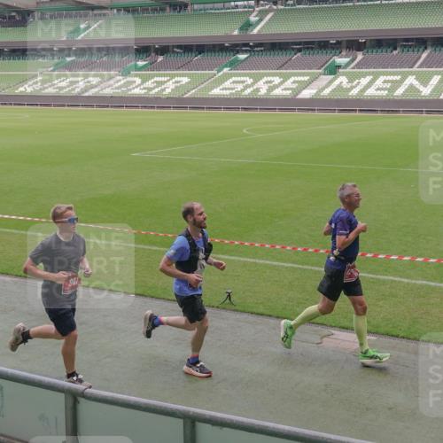 13.09.2026 - 21. swb-Marathon Bremen Michael Burmester http://msf.ph/oto/10307998 13.09.2026 12:38:55 Laufen im Stadion 277, 346, 807, 895, 901, 1090, 1118, 1248, 1320, 1323, 1472, 1576, 1587, 1604, 1717, 1751, 1758, 1795, 1800, 1852, 1911, 2049, 2099, 2141, 2352, 2585, 2670, 3080, 3606, 3744, 5160, 5163, 5912, 6112, 7650, 8077, 8081, 8467, 9399, 9522, 9617, 9630, 250, 272, 850, 1089, 1550, 1875, 1993, 4232, 7692, 8075, 13033 meine-sportfotos.de