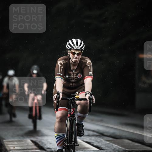 13.09.2026 - Stadtparktriathlon H.Heesch http://msf.ph/oto/10308000 13.09.2026 11:40:55 Radfahren 594, 755, 765, 766 meine-sportfotos.de