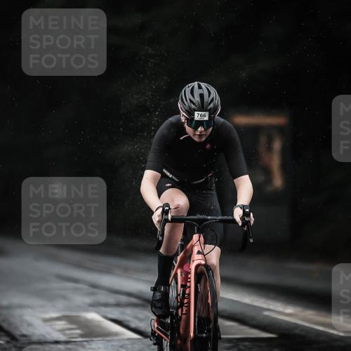 13.09.2026 - Stadtparktriathlon H.Heesch http://msf.ph/oto/10308027 13.09.2026 11:40:57 Radfahren 594, 755, 765, 766, 885 meine-sportfotos.de
