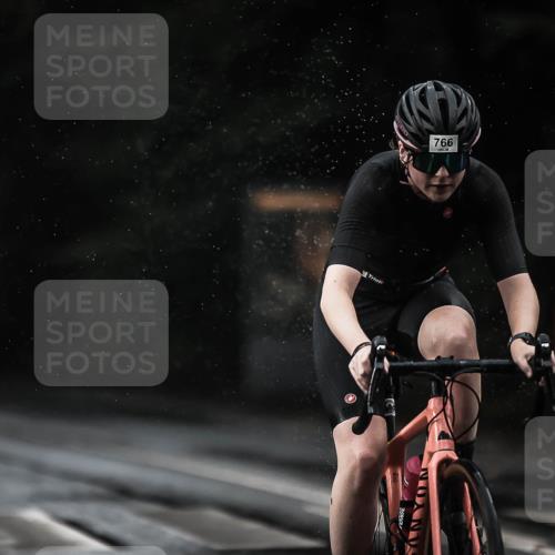 13.09.2026 - Stadtparktriathlon H.Heesch http://msf.ph/oto/10308037 13.09.2026 11:40:58 Radfahren 594, 700, 755, 765, 766, 770, 885 meine-sportfotos.de