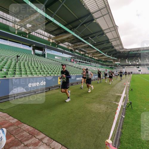 13.09.2026 - 21. swb-Marathon Bremen Michael Burmester http://msf.ph/oto/10308110 13.09.2026 13:03:14 Laufen im Stadion 150, 209, 210, 488, 596, 722, 725, 762, 881, 936, 940, 946, 1014, 1163, 1250, 1343, 1458, 1460, 1479, 1611, 1649, 1771, 2223, 2276, 2292, 2345, 2364, 2378, 2421, 2434, 2513, 2625, 2666, 2668, 2779, 2851, 2900, 2934, 2977, 2987, 3013, 3044, 3114, 3135, 3163, 3164, 3187, 3248, 3258, 3294, 3334, 3360, 3392, 3402, 3454, 3460, 3496, 3510, 3527, 3576, 3579, 3585, 3597, 3603, 3618, 3721, 3846, 3852, 3859, 3893, 3938, 3970, 3983, 4000, 4077, 4133, 4506, 4558 meine-sportfotos.de
