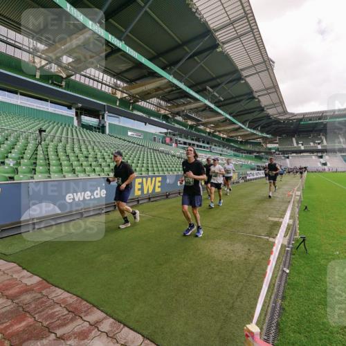 13.09.2026 - 21. swb-Marathon Bremen Michael Burmester http://msf.ph/oto/10308150 13.09.2026 13:03:19 Laufen im Stadion 150, 209, 210, 488, 596, 722, 725, 762, 881, 936, 940, 1014, 1163, 1250, 1343, 1458, 1460, 1479, 1611, 1649, 1653, 1771, 2223, 2276, 2292, 2345, 2364, 2378, 2421, 2434, 2513, 2625, 2666, 2668, 2779, 2851, 2891, 2900, 2934, 2977, 2987, 3013, 3044, 3114, 3135, 3163, 3164, 3187, 3248, 3258, 3294, 3334, 3360, 3392, 3402, 3454, 3460, 3496, 3510, 3527, 3576, 3579, 3585, 3597, 3603, 3618, 3721, 3846, 3852, 3859, 3893, 3938, 3970, 3983, 4000, 4077, 4133, 4506, 4558 meine-sportfotos.de