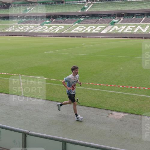 13.09.2026 - 21. swb-Marathon Bremen Michael Burmester http://msf.ph/oto/10308183 13.09.2026 12:39:27 Laufen im Stadion 277, 346, 453, 807, 895, 901, 1118, 1248, 1320, 1323, 1379, 1472, 1508, 1540, 1576, 1587, 1717, 1751, 1758, 1795, 1800, 1852, 1911, 2049, 2099, 2141, 2352, 2670, 3080, 3606, 3744, 5160, 5163, 5912, 6112, 6630, 7118, 7650, 8077, 8467, 9399, 9522, 9617, 9630, 10034, 13080, 365, 850, 1288, 1485, 1550, 1875, 1993, 4232, 7692, 7768, 8075, 13033 meine-sportfotos.de