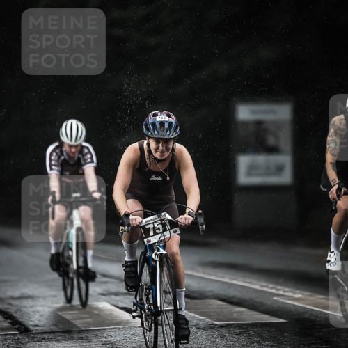 13.09.2026 - Stadtparktriathlon H.Heesch http://msf.ph/oto/10308185 13.09.2026 11:41:10 Radfahren 700, 712, 735, 751, 770, 805, 922 meine-sportfotos.de