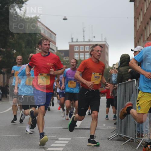 13.09.2026 - Kiel Lauf Markus Tischler http://msf.ph/oto/10308217 13.09.2026 10:32:15 Fleethörn 5160, 39, 6973, 3704, 3819, 11, 39, 2333 meine-sportfotos.de