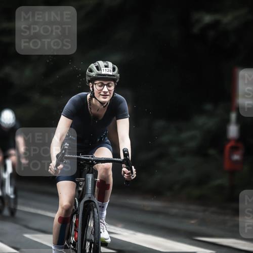 13.09.2026 - Stadtparktriathlon H.Heesch http://msf.ph/oto/10308241 13.09.2026 12:48:06 Radfahren 1091, 1128, 1156, 1163, 1224, 1231, 1268, 1291 meine-sportfotos.de