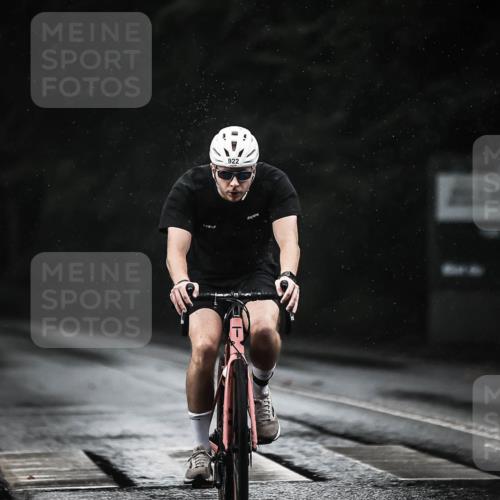 13.09.2026 - Stadtparktriathlon H.Heesch http://msf.ph/oto/10308281 13.09.2026 11:41:15 Radfahren 712, 735, 751, 805, 922, 934 meine-sportfotos.de