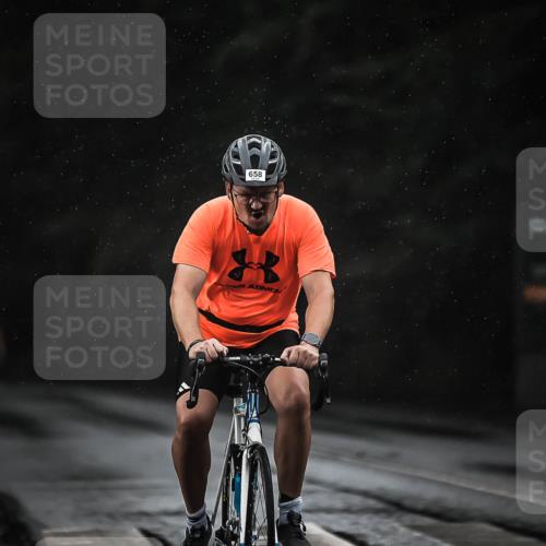 13.09.2026 - Stadtparktriathlon H.Heesch http://msf.ph/oto/10308384 13.09.2026 11:41:22 Radfahren 658, 735, 810, 934 meine-sportfotos.de