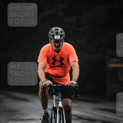 13.09.2026 - Stadtparktriathlon H.Heesch http://msf.ph/oto/10308392 13.09.2026 11:41:22 Radfahren 658, 735, 810, 934 meine-sportfotos.de