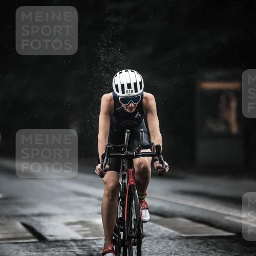 13.09.2026 - Stadtparktriathlon H.Heesch http://msf.ph/oto/10308435 13.09.2026 11:41:28 Radfahren 658, 715, 810, 897, 1800 meine-sportfotos.de