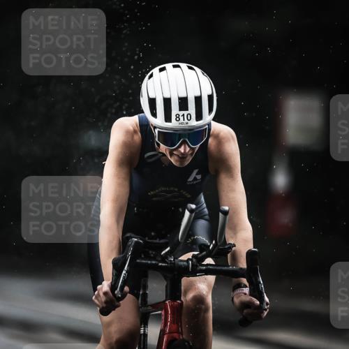 13.09.2026 - Stadtparktriathlon H.Heesch http://msf.ph/oto/10308477 13.09.2026 11:41:29 Radfahren 715, 810, 897, 1800 meine-sportfotos.de