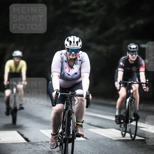 13.09.2026 - Stadtparktriathlon H.Heesch http://msf.ph/oto/10308522 13.09.2026 12:48:22 Radfahren 1200, 1212, 1237, 1260, 1275 meine-sportfotos.de
