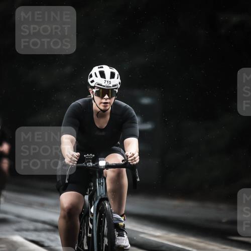 13.09.2026 - Stadtparktriathlon H.Heesch http://msf.ph/oto/10308537 13.09.2026 11:41:32 Radfahren 715, 773, 810, 891, 897, 1800 meine-sportfotos.de