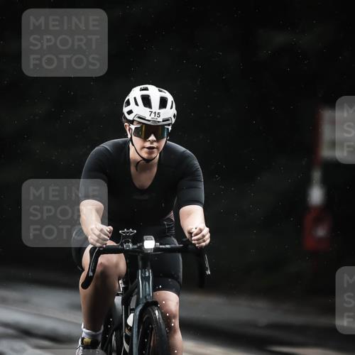 13.09.2026 - Stadtparktriathlon H.Heesch http://msf.ph/oto/10308549 13.09.2026 11:41:32 Radfahren 715, 773, 810, 891, 897, 1800 meine-sportfotos.de