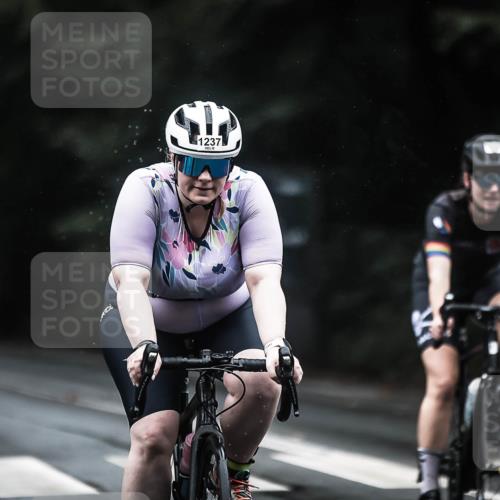13.09.2026 - Stadtparktriathlon H.Heesch http://msf.ph/oto/10308551 13.09.2026 12:48:23 Radfahren 1200, 1212, 1237, 1260, 1275 meine-sportfotos.de