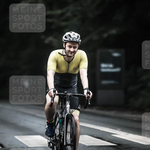 13.09.2026 - Stadtparktriathlon H.Heesch http://msf.ph/oto/10308570 13.09.2026 12:48:25 Radfahren 1186, 1212, 1235, 1237, 1260, 1272, 1275 meine-sportfotos.de