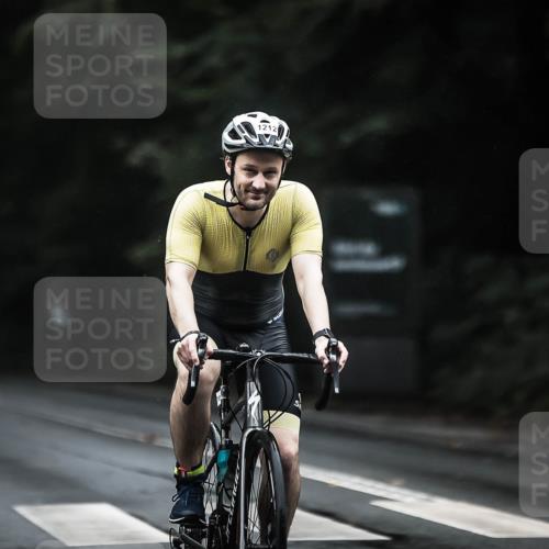 13.09.2026 - Stadtparktriathlon H.Heesch http://msf.ph/oto/10308576 13.09.2026 12:48:25 Radfahren 1186, 1212, 1235, 1237, 1260, 1272, 1275 meine-sportfotos.de