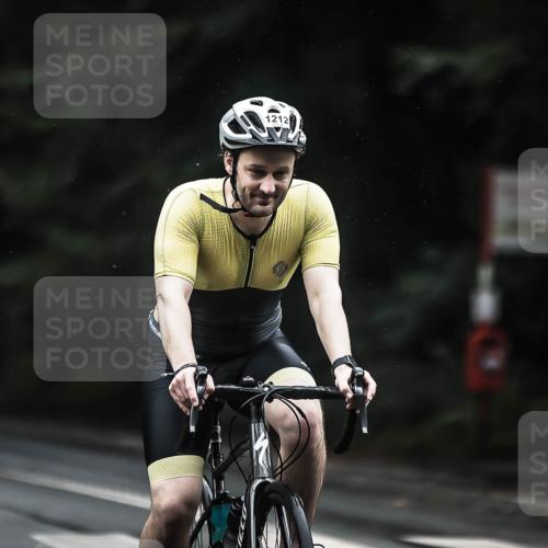 13.09.2026 - Stadtparktriathlon H.Heesch http://msf.ph/oto/10308598 13.09.2026 12:48:25 Radfahren 1186, 1212, 1235, 1237, 1260, 1272, 1275 meine-sportfotos.de