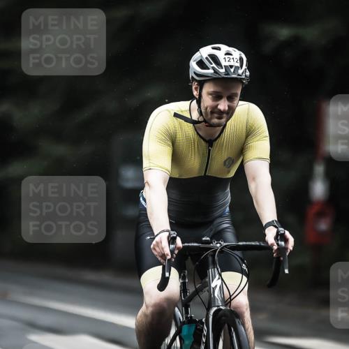 13.09.2026 - Stadtparktriathlon H.Heesch http://msf.ph/oto/10308602 13.09.2026 12:48:25 Radfahren 1186, 1212, 1235, 1237, 1260, 1272, 1275 meine-sportfotos.de