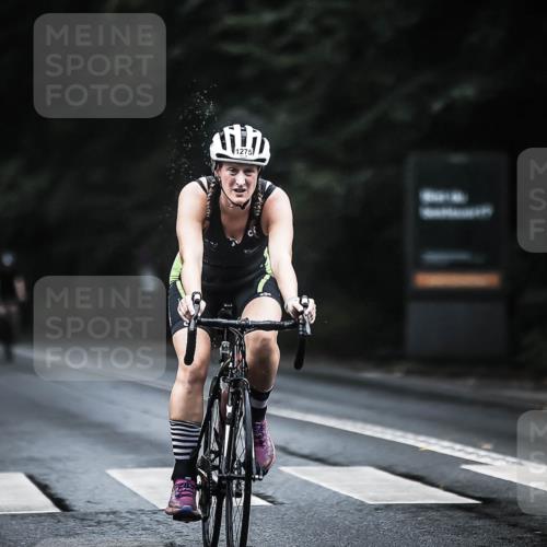 13.09.2026 - Stadtparktriathlon H.Heesch http://msf.ph/oto/10308618 13.09.2026 12:48:27 Radfahren 1186, 1212, 1235, 1237, 1260, 1271, 1272, 1275 meine-sportfotos.de