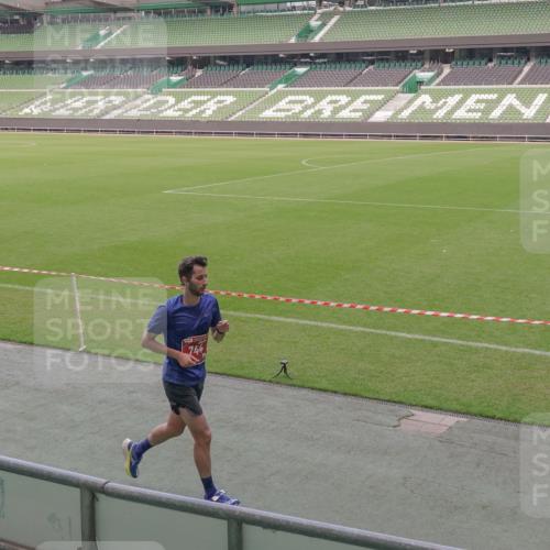 13.09.2026 - 21. swb-Marathon Bremen Michael Burmester http://msf.ph/oto/10308625 13.09.2026 12:40:46 Laufen im Stadion 126, 371, 453, 603, 640, 650, 671, 735, 744, 807, 862, 912, 957, 1136, 1336, 1379, 1381, 1411, 1508, 1540, 1571, 1614, 1797, 1852, 1860, 1901, 1930, 1950, 2049, 2099, 2986, 3744, 4381, 4399, 4795, 4936, 6201, 6630, 7118, 7671, 8065, 9065, 9329, 9630, 10034, 13080, 13224, 365, 466, 658, 895, 1090, 1118, 1288, 1385, 1485, 1583, 1604, 1754, 2073, 2585, 2670, 3617, 7244, 7768, 8075, 8729 meine-sportfotos.de